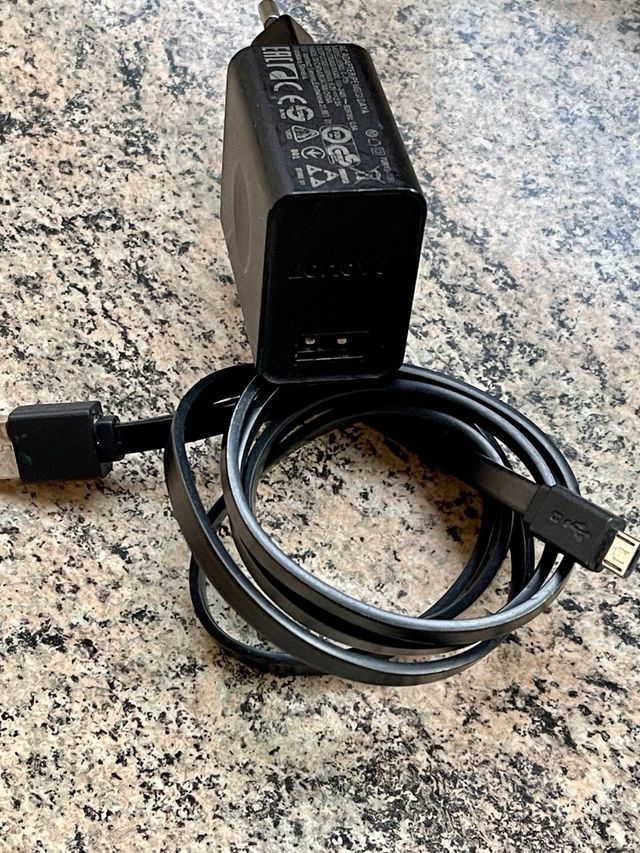 Cargador Lenovo original micro usb 10W