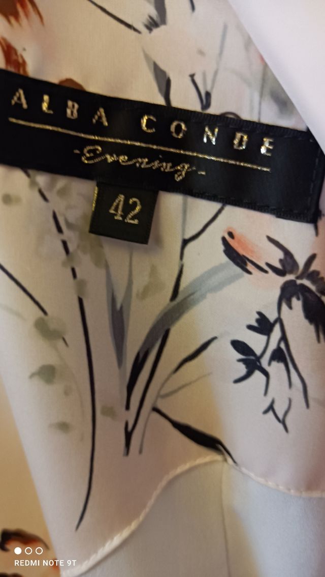 Vestido flores con volantes