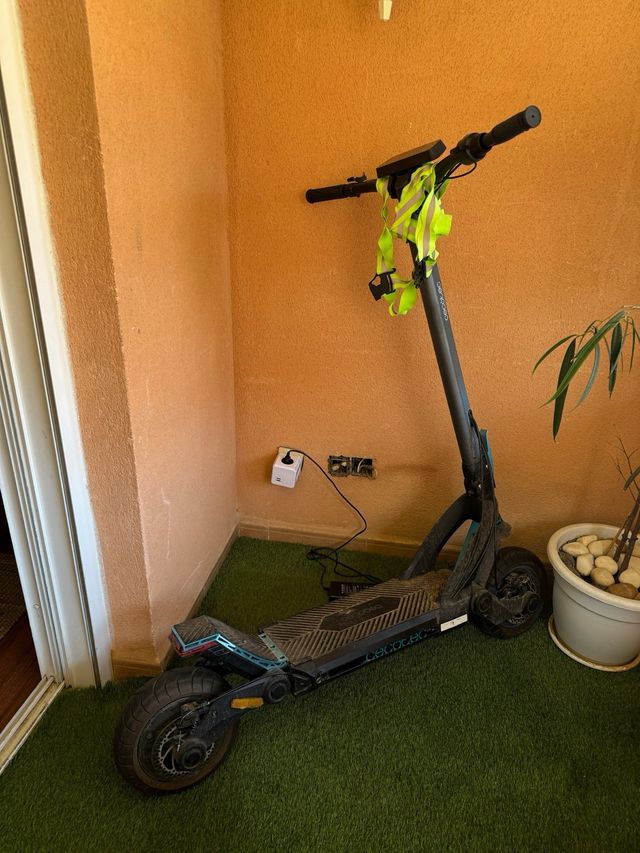 Patinete Eléctrico Cecotec Power City