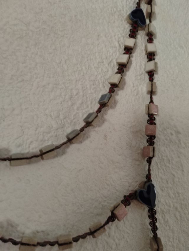 Rosario hecho a mano.