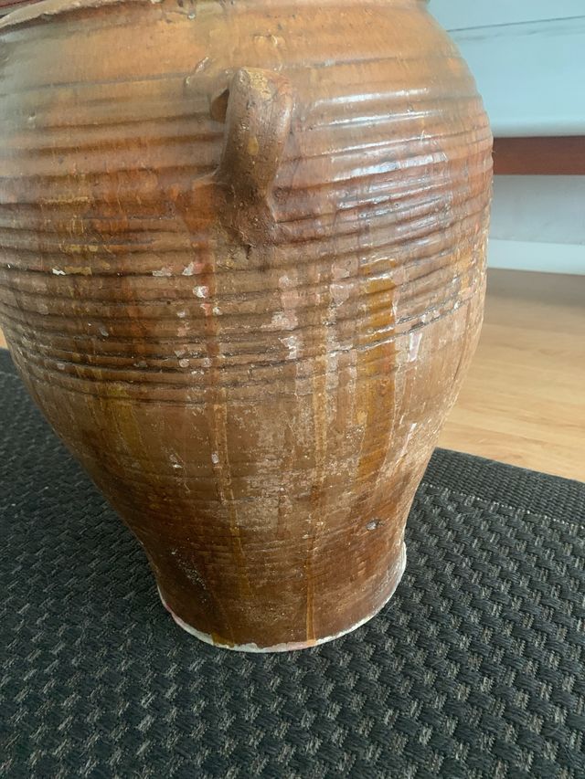 Tinaja antigua grande