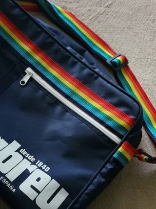 Bolsa de mano viaje. 