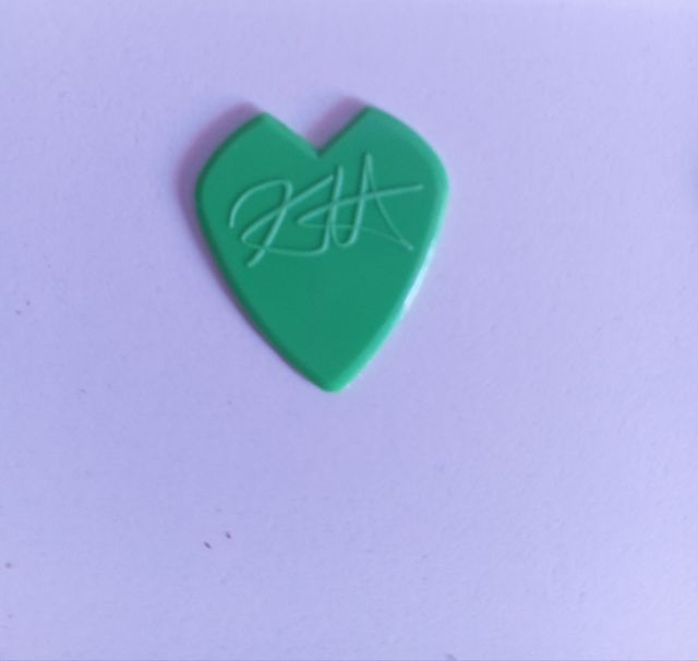 Púa Metallica "Kirk Hammer"