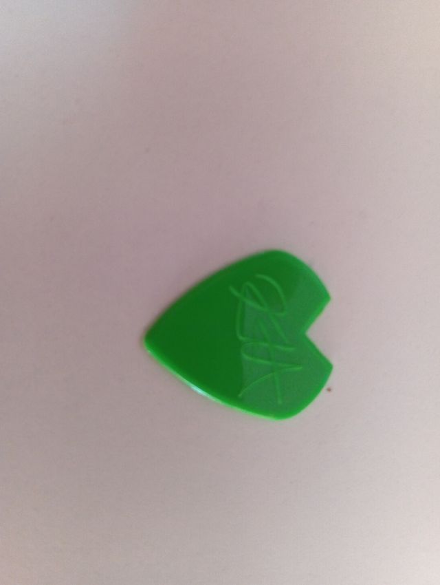 Púa Metallica "Kirk Hammer"