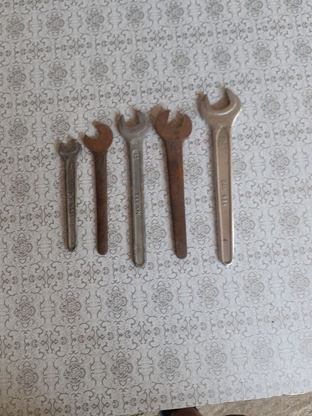 lotto 5 chiavi aperte