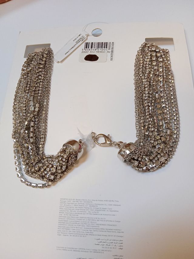 Collana NUOVA mai indossata.