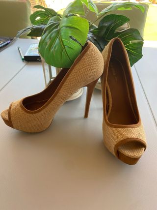 Zapato tacón Bershka
