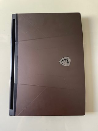 Portátil Gaming MSI GL66, con funda CON DESCUENTO