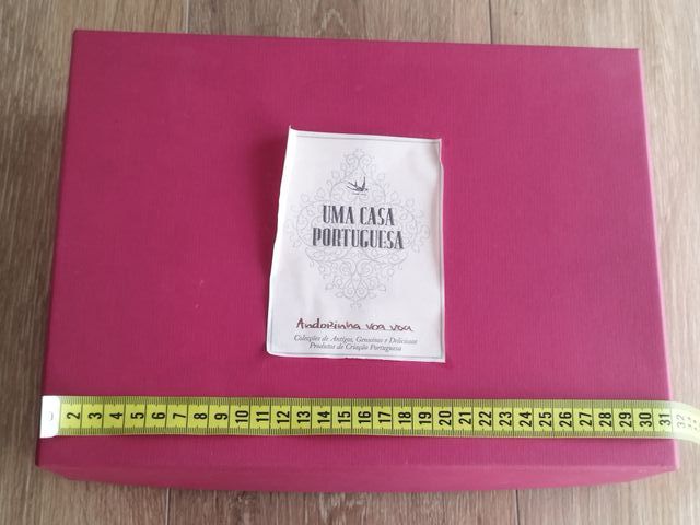 Caixa Uma vida Portuguesa - Andorinha voa voa