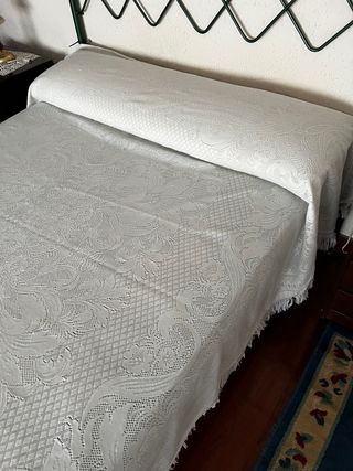 Colcha blanca verano