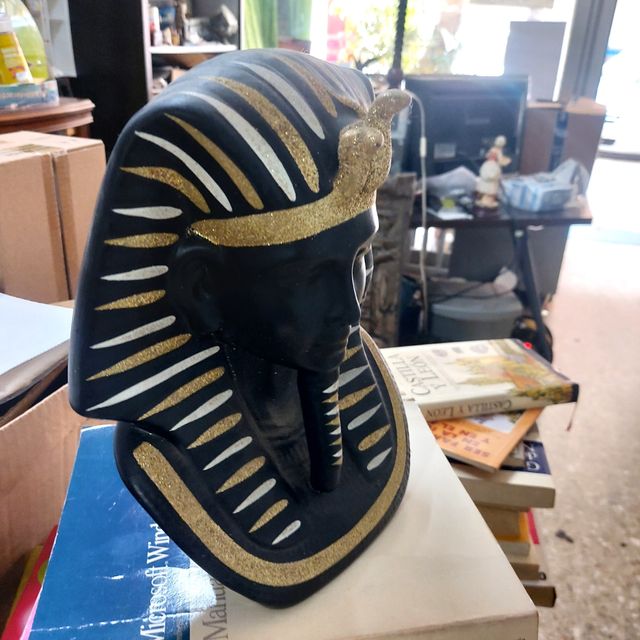 Tutankhamon cerámica