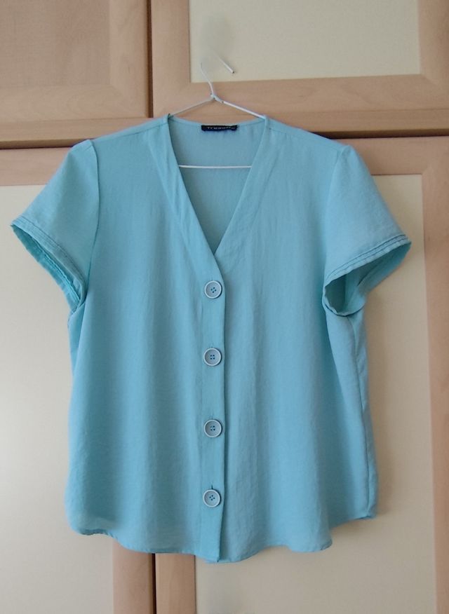 Blusa azul manga corta de Tresor