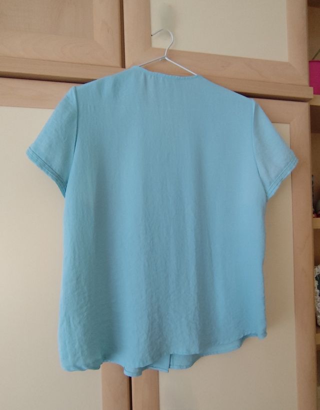 Blusa azul manga corta de Tresor