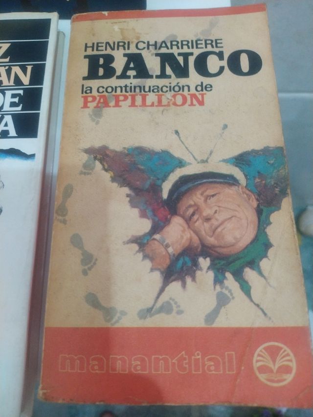 4 Libros juntos por 5 euros