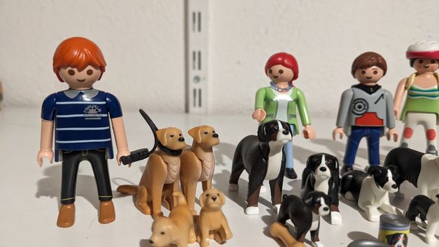 PERSONAJES PLAYMOBIL