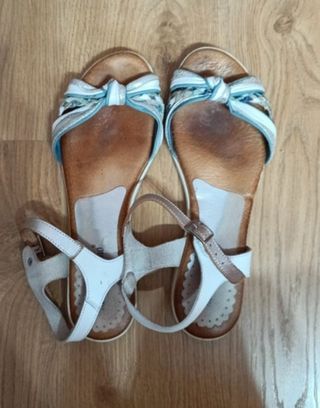 Sandalias azules  hechas en España 
