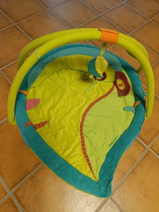 Gimnasio para bebés liliputiens