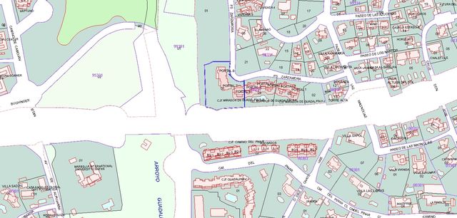 Plaza de garaje con trastero en Marbella