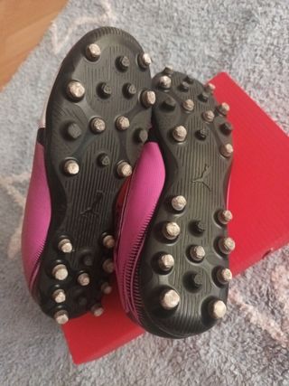 Bota Puma futbol T35