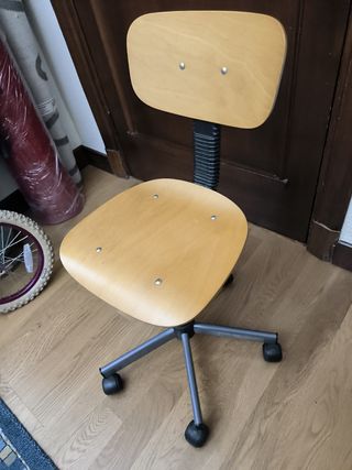 Silla escritorio juvenil con elevador