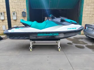 Seadoo GTI 90 + plataforma