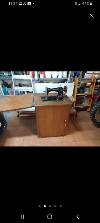 Máquina de coser Alfa