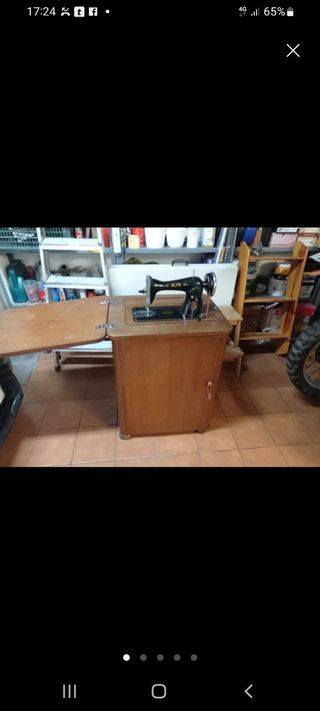 Máquina de coser Alfa