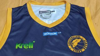 Basket Lions Arroyomolinos, talla L