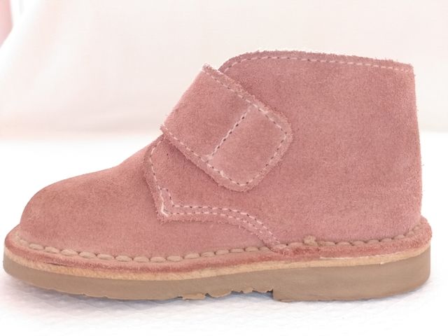 Talla 23 Botas piel infantiles