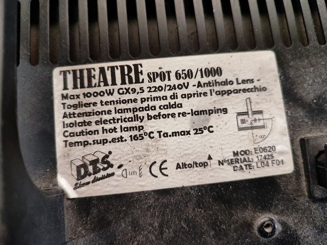 6 Focos PCs Fresnel DTS 650/1000 con lampara