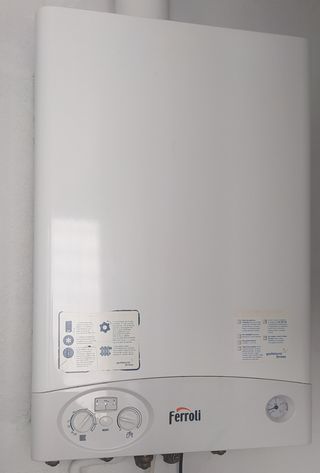 Se vende caldera ferroli