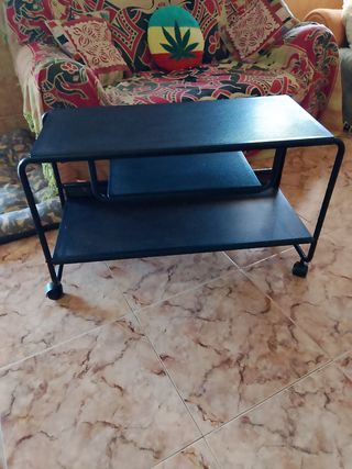 Oferta: mesa para televisión.negra.