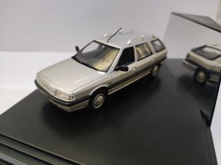 Maqueta Renault 21 nevada 1/43 Norev 
