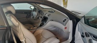 Mercedes-Benz  SL 2005