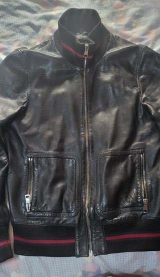 Chaqueta gucci original piel autentica 