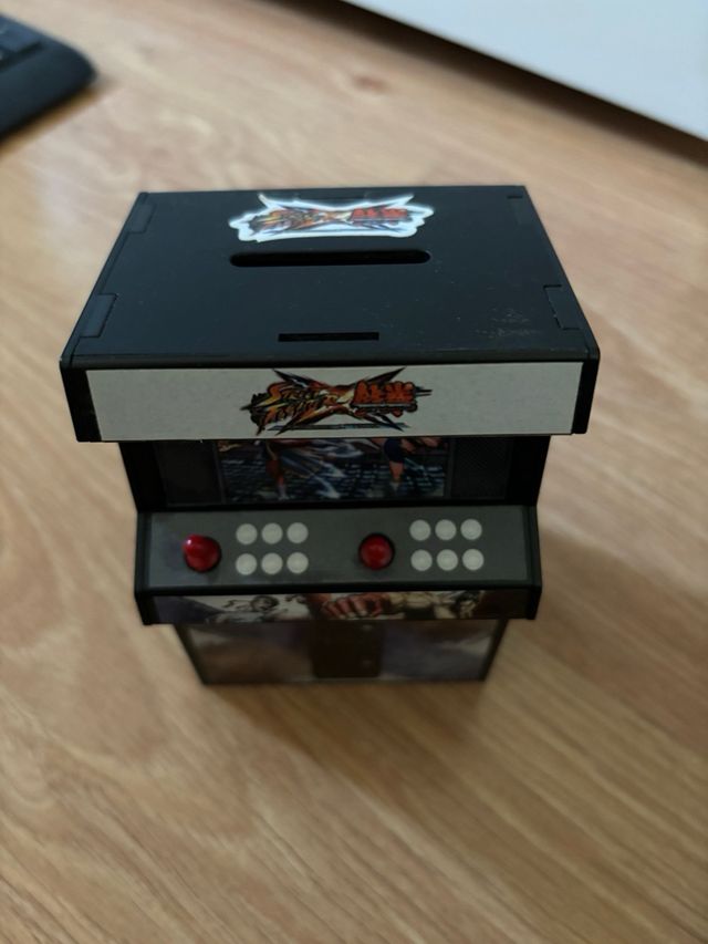 Hucha Street figther x tekken special edition