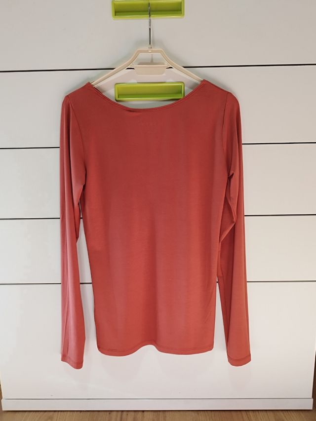 NUEVA Camiseta SKFK coral talla 36