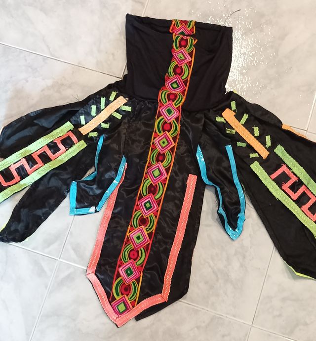 5-Tres Disfraces Tribu