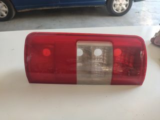 Pilotos traseros Ford Transit / Tourneo Connect