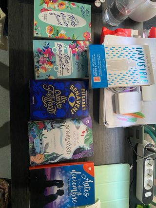 PACK DE 4 NOVELAS JUVENILES PRECIO NEGOCIABLE