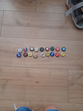 18 Chapas /internacionales/por solo 5€.