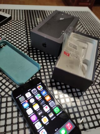 Telefono iphone 8