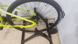 Rodillo entrenamiento bicicleta 