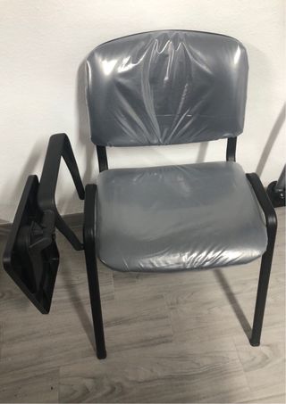 Sillas negras de oficina