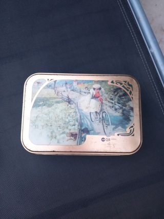 Caja latón antigüa