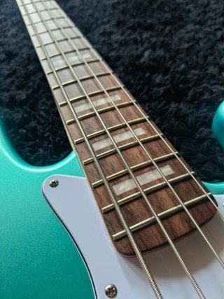 Squier jazz bass activo Affinity mystic seafoam