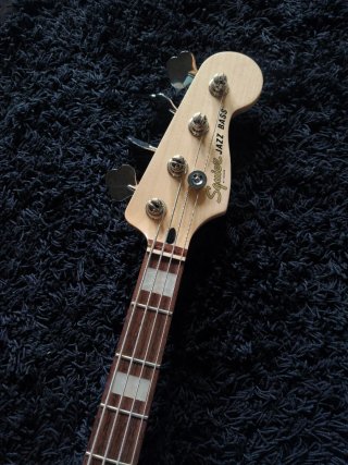 Squier jazz bass activo Affinity mystic seafoam