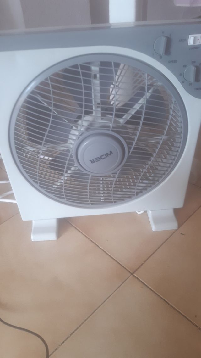 VENTILADOR DE PIE