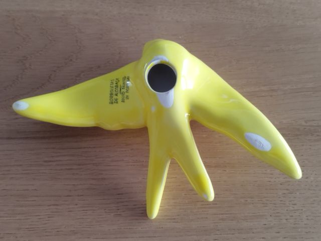 Conjunto de 2 andorinhas de cerâmica amarelas