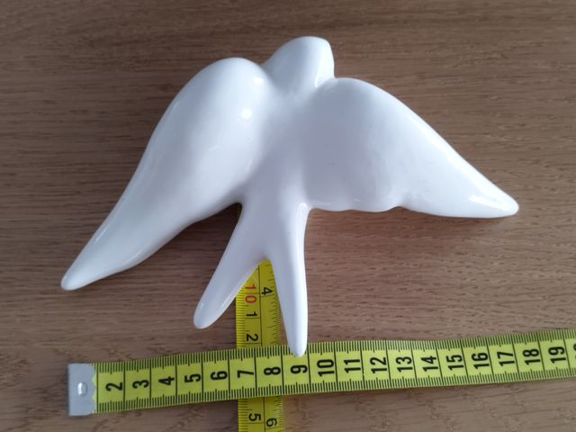 Conjunto de 2 andorinhas de cerâmica brancas